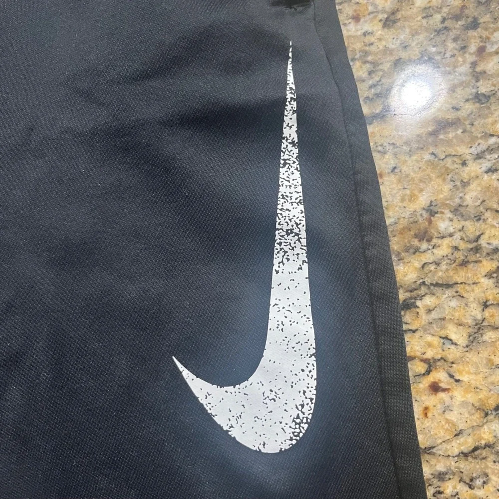 Nike Dri-FIT Boys XL Black Training Pants Speckled Swoosh Joggers Standard Fit